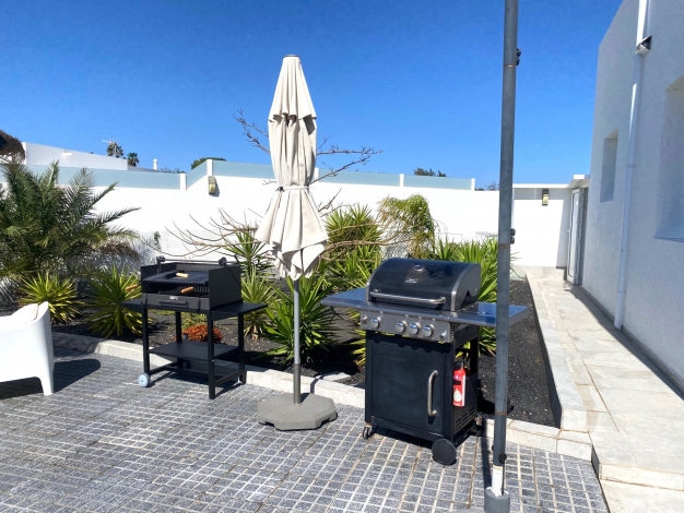 Villa with sea view , I gas BBQ + 1 charcoal, Image 28