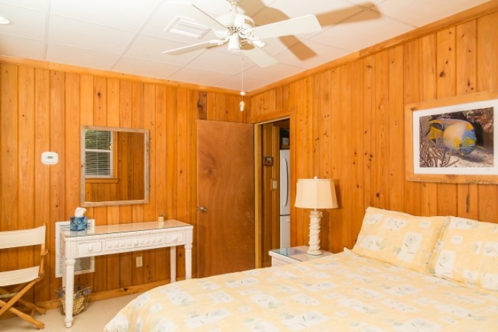 Bahamas Retreat, Large bedroom in Banana Split, Image 21