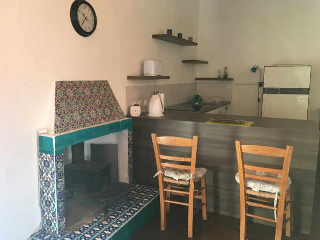 House in Samos, Breakfast bar, Image 6